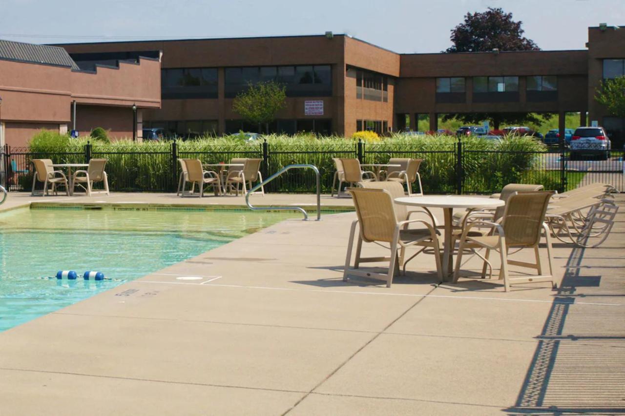 Best Western Galleria Inn & Suites Cheektowaga Εξωτερικό φωτογραφία
