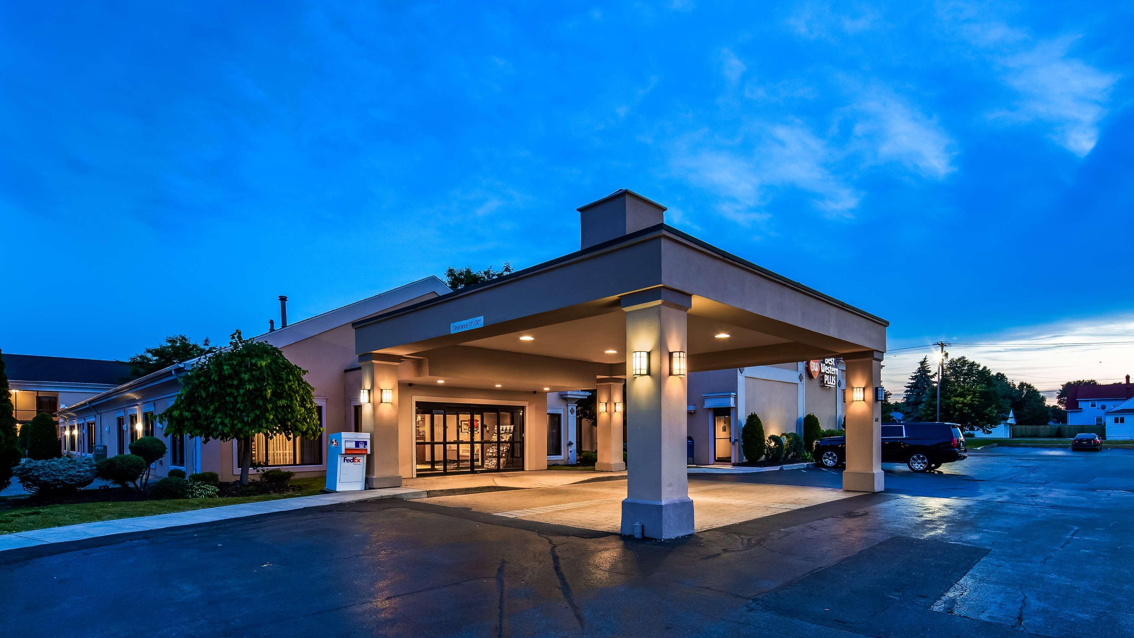 Best Western Galleria Inn & Suites Cheektowaga Εξωτερικό φωτογραφία