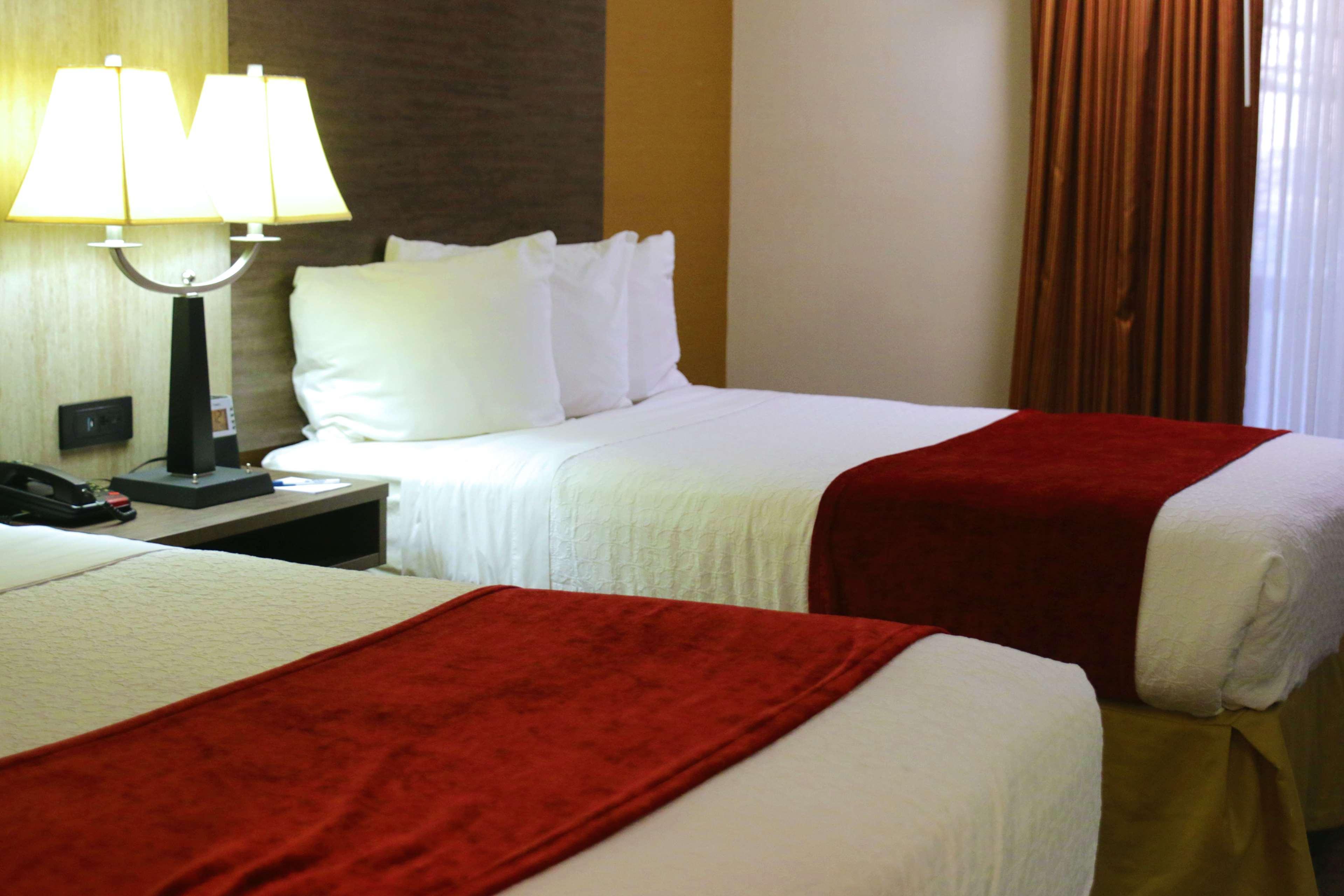 Best Western Galleria Inn & Suites Cheektowaga Εξωτερικό φωτογραφία