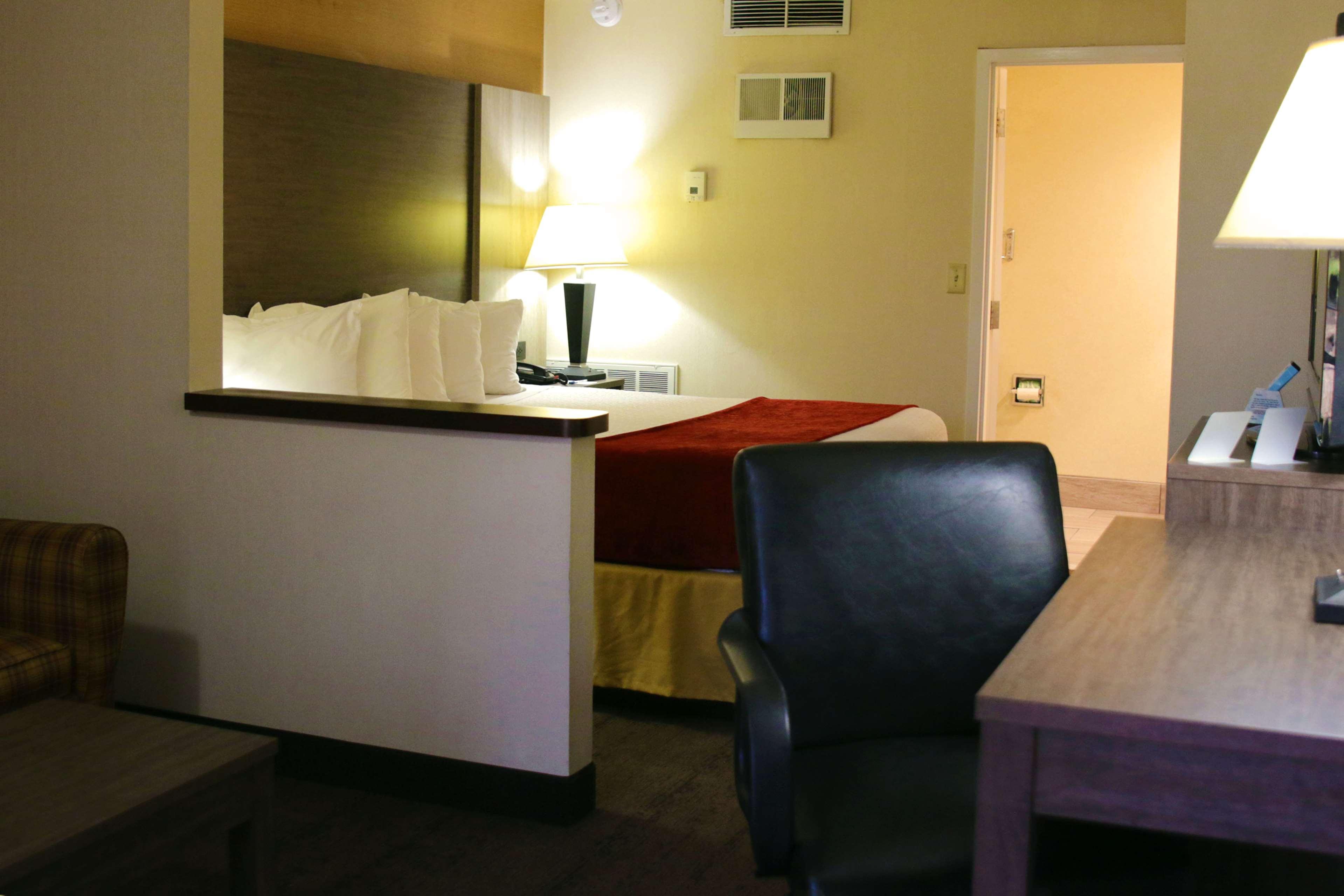 Best Western Galleria Inn & Suites Cheektowaga Εξωτερικό φωτογραφία